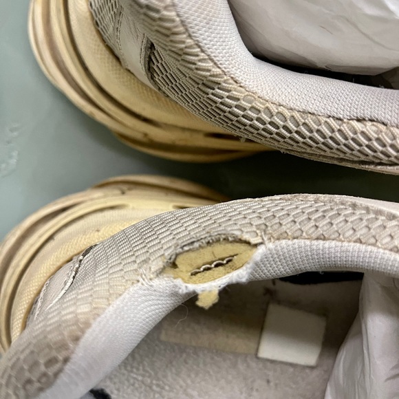 Pre-owned Authentic Balenciaga Triple S Beige Off White 46 - Picture 9 of 9